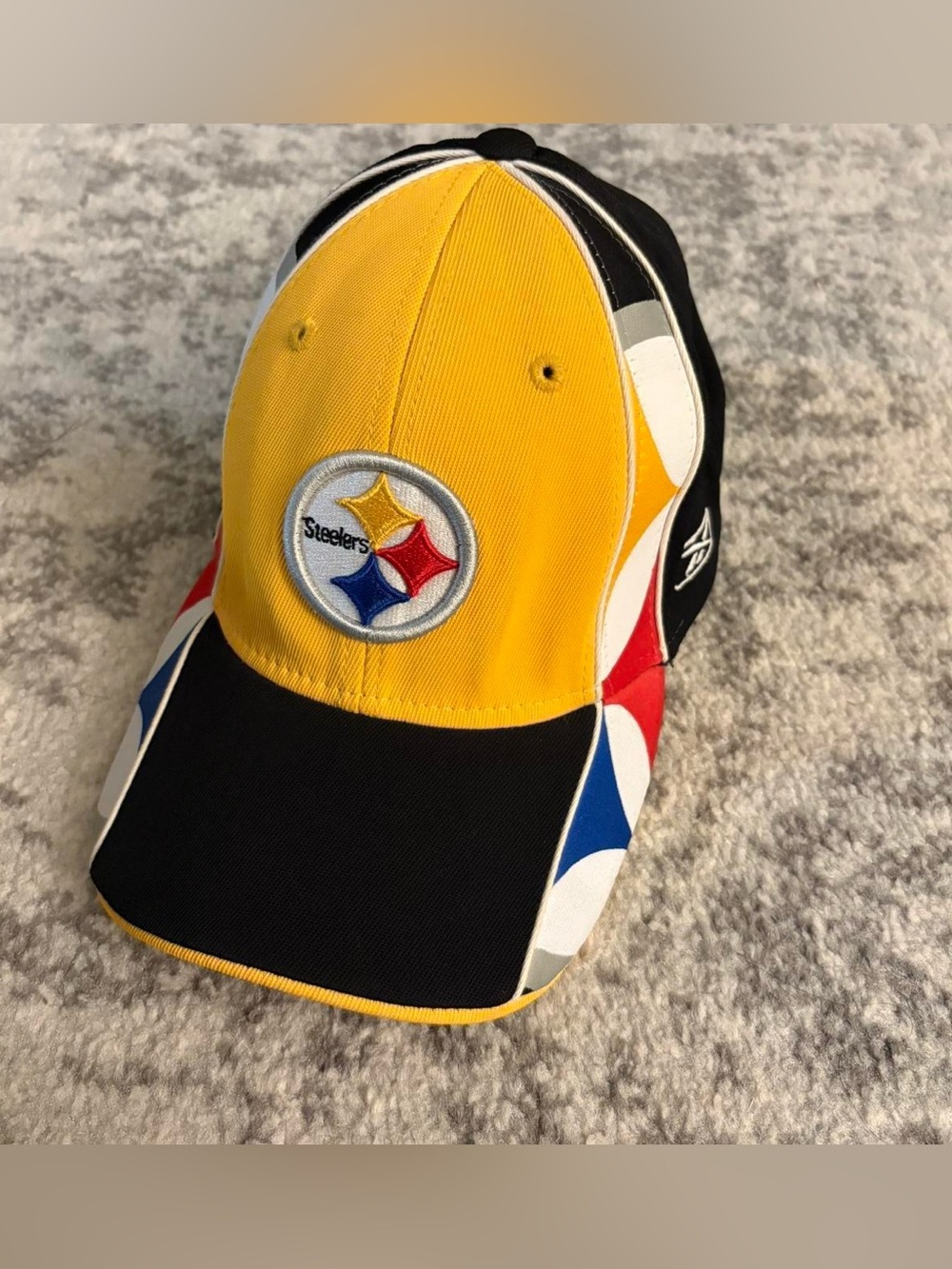 Reebok Pittsburgh Steelers Y2K Football Hat Like New Small/Medium